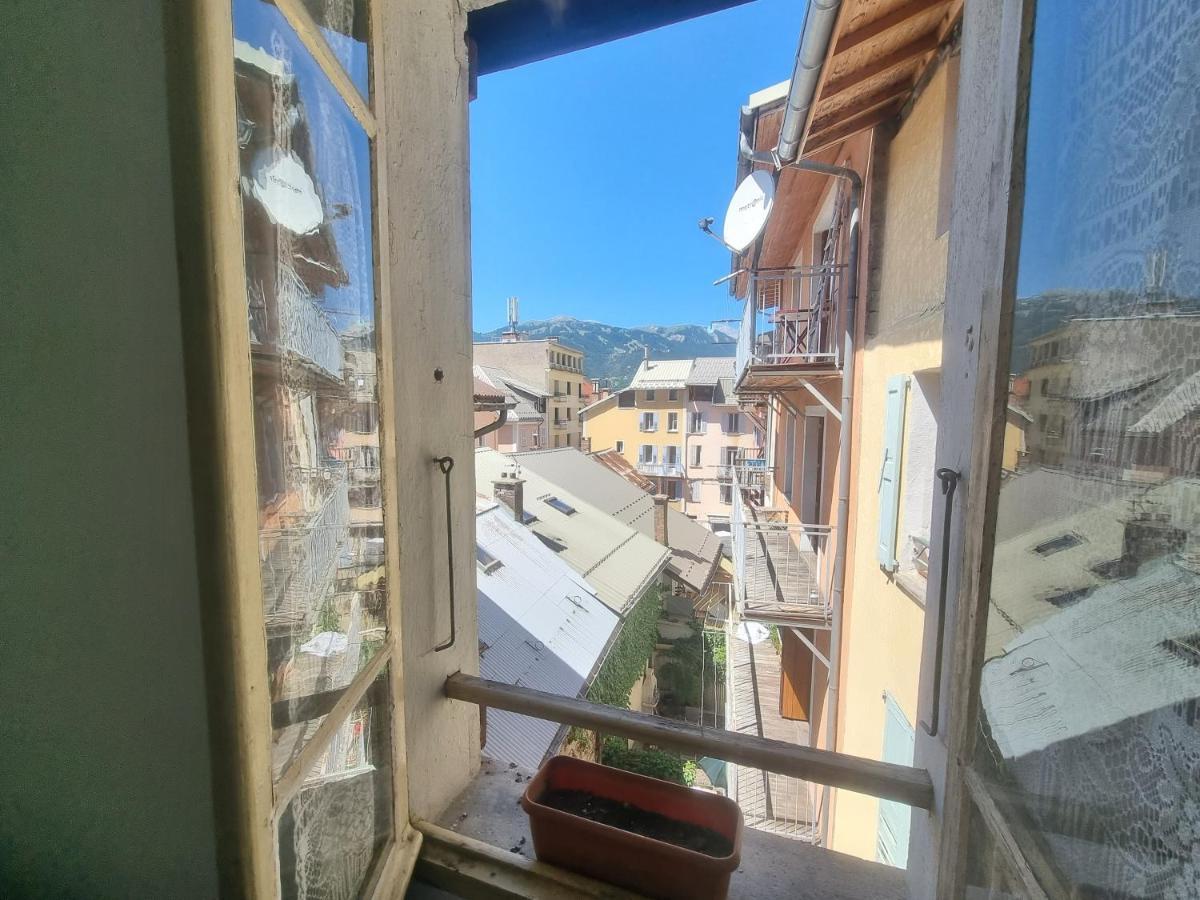 Studio 1 Lit Double Et Un Canape Apartment Barcelonnette Exterior foto
